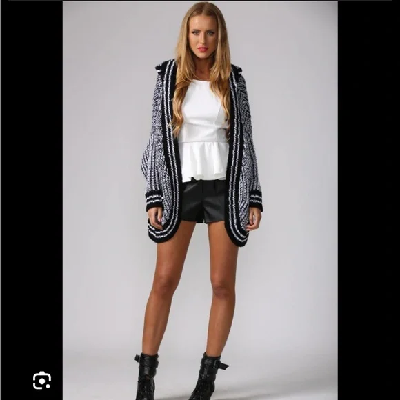 AGGÉL Long Knit Black & White Open Cardigan with Hood Size M EUC - Picture 15 of 16